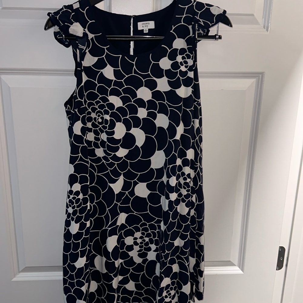 Crown & Ivy dress